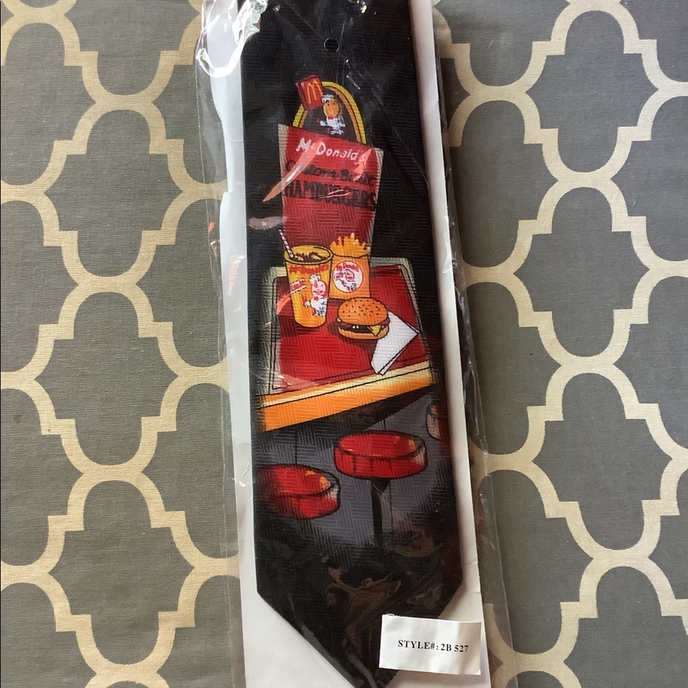 Men’s McDonald’s tie